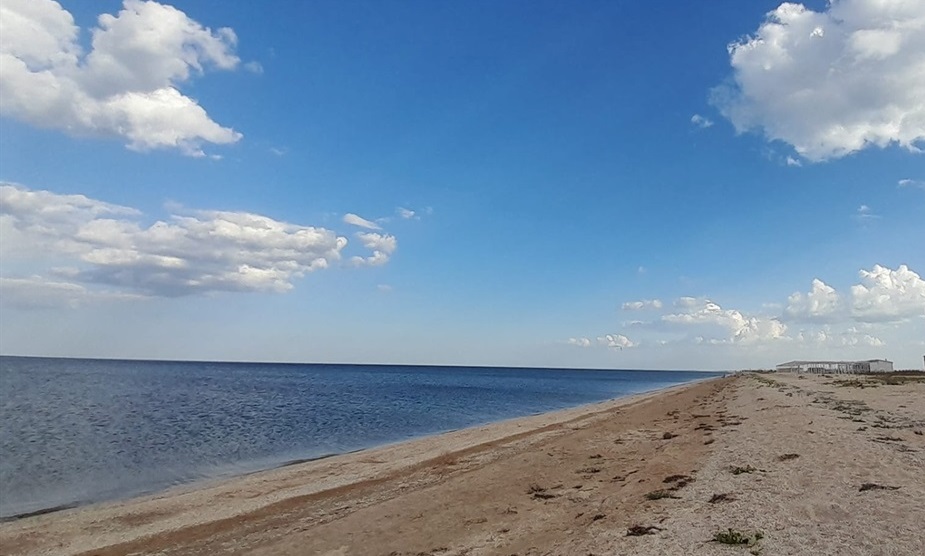 пусті пляжі Арабатська стрілка