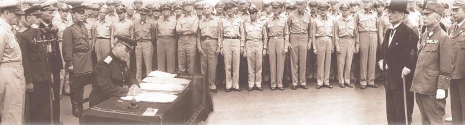 Під час підписання Акта про капітуляцію Японії. 2 вересня 1945 року.