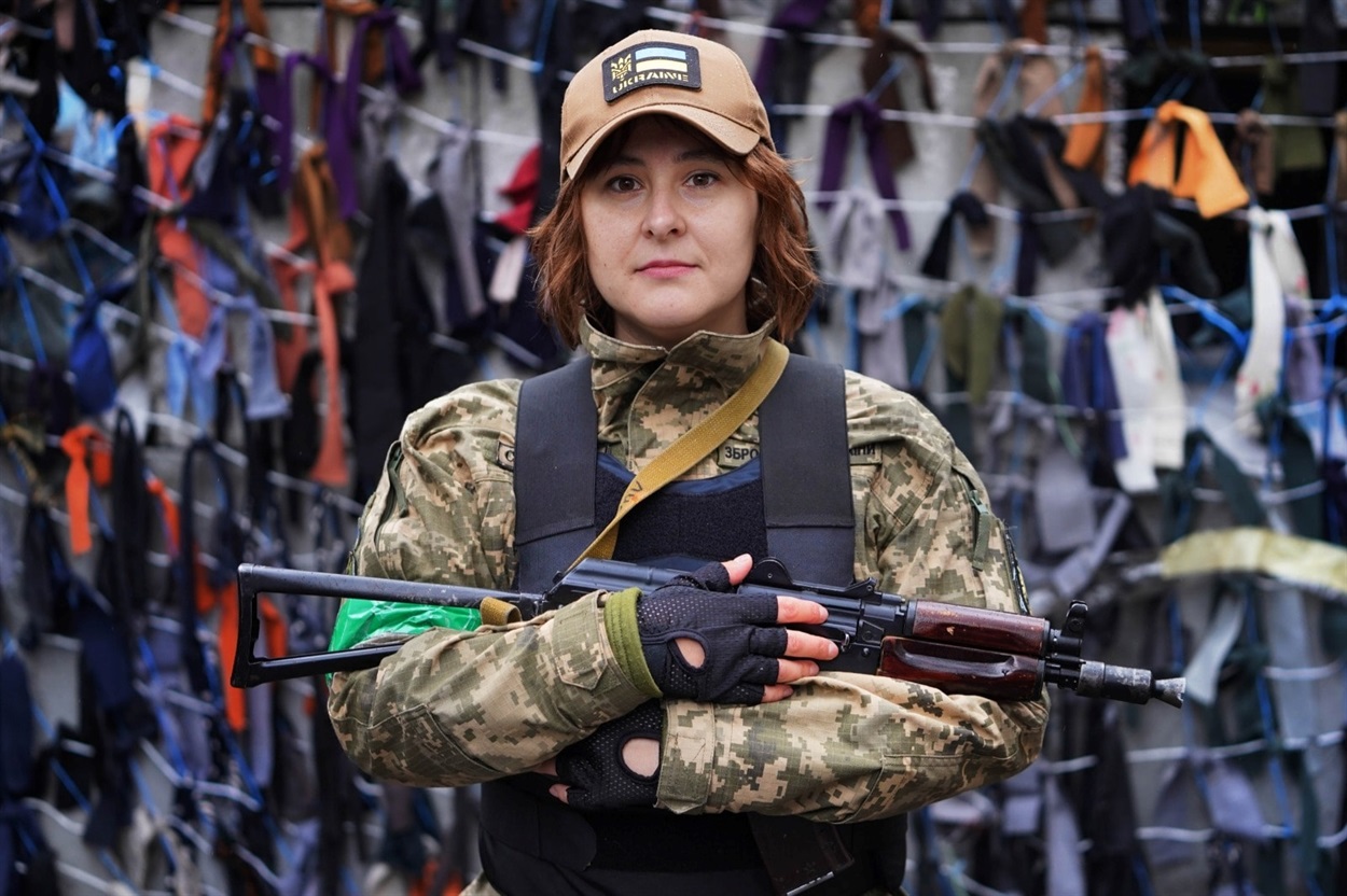 Я тут не тому, що хотіла. Я тут тому що на нас напала російська федерація і тут треба бути.