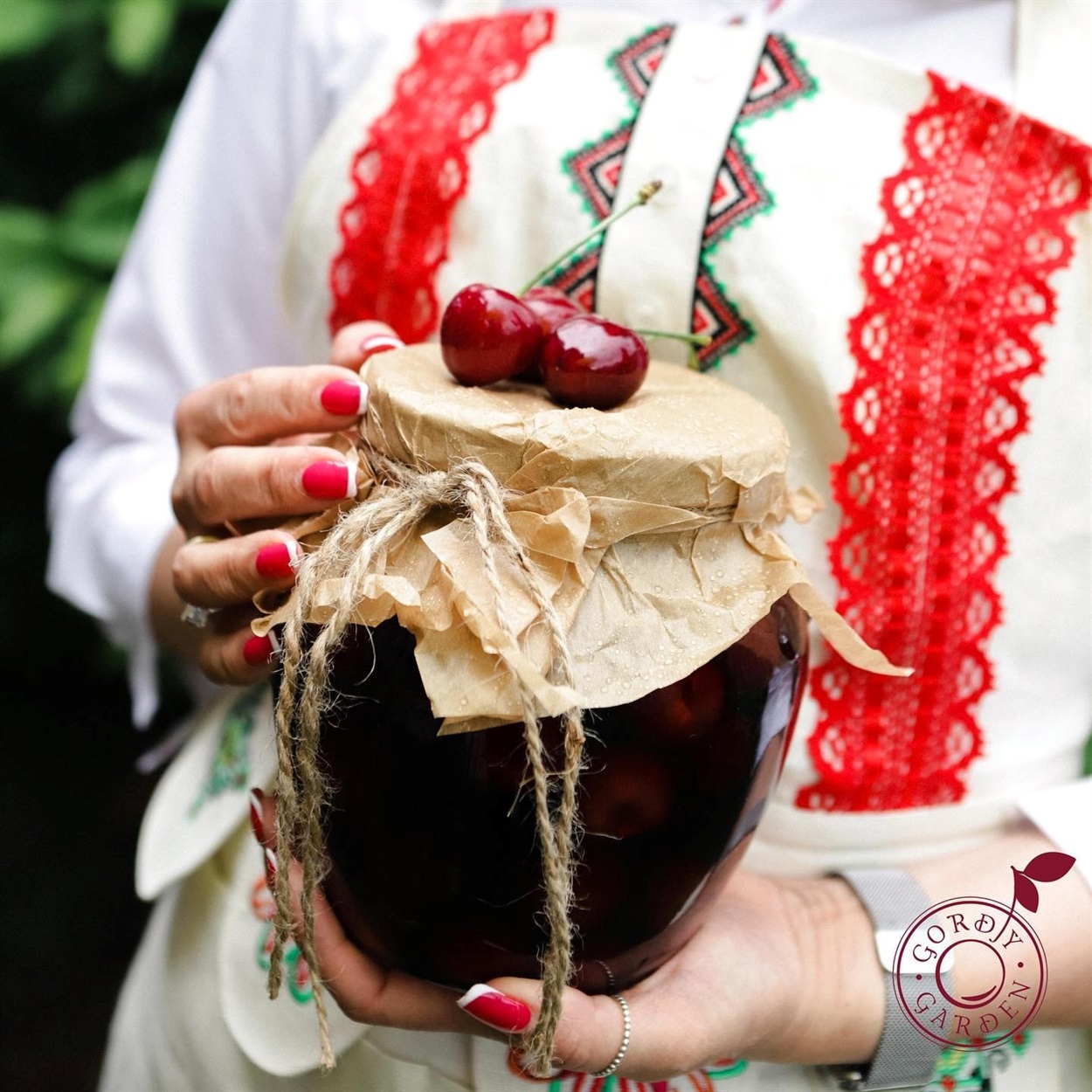 Умань, Уманська фруктова компанія, варення з черешень