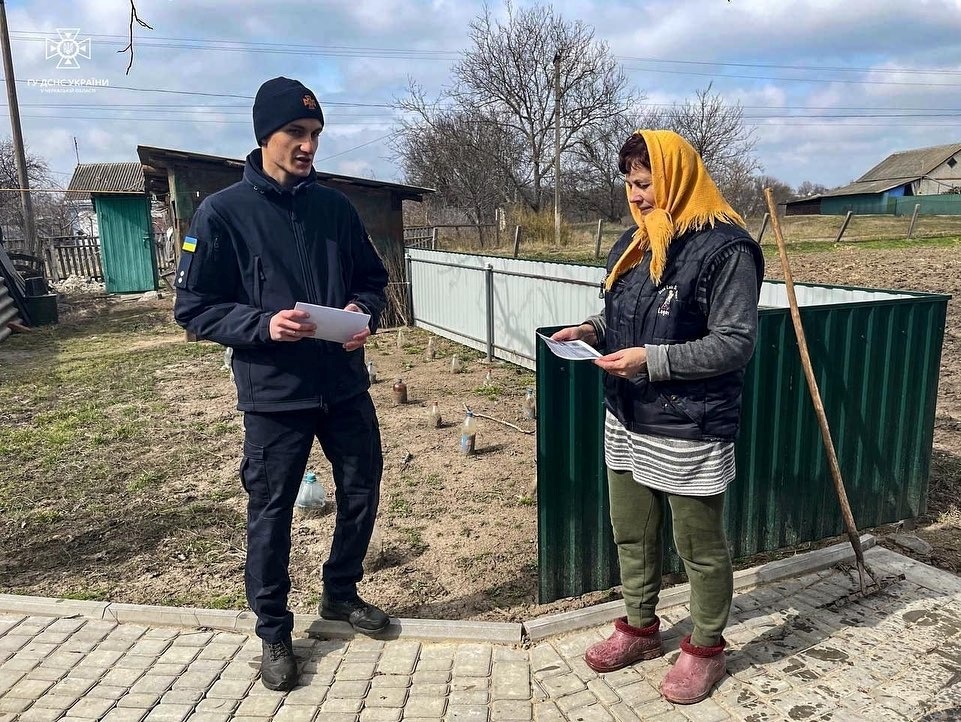 Рятувальники закликають не провокувати пожеж у природних екосистемах, адже такі дії можуть завдати не лише масштабних збитків, а й караються законом.