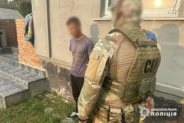 Умань, рекетир