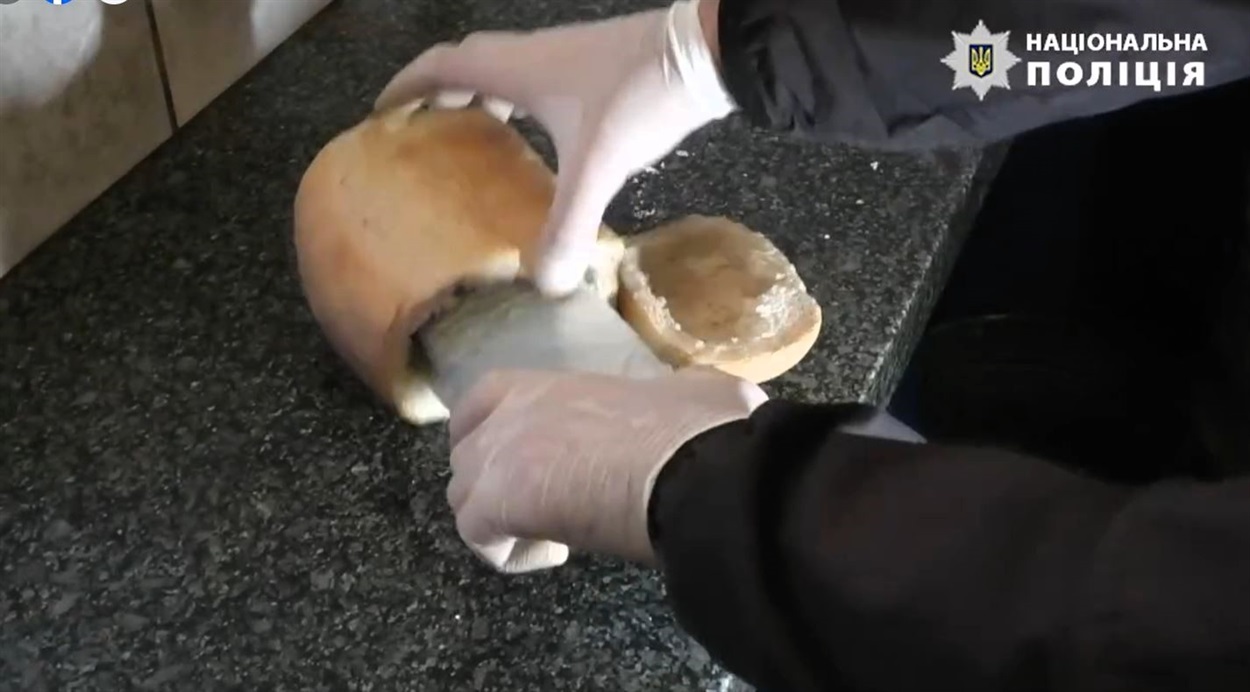 обшук в колонії 3
